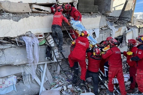 Động đất tại Thổ Nhĩ Kỳ và Syria Không từ bỏ nỗ lực tìm kiếm người sống sót