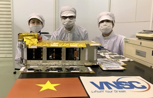Việt Nam từng bước làm chủ công nghệ vũ trụ