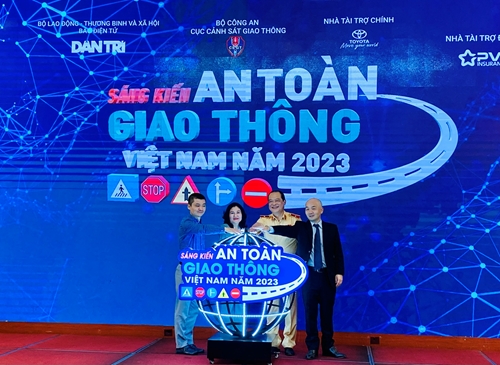 Phát động Chương trình sáng kiến An toàn giao thông Việt Nam năm 2023