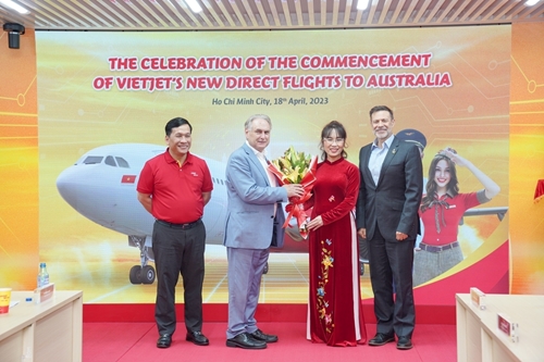 Bộ trưởng Thương mại và Du lịch Úc chúc mừng các đường bay thẳng Việt Nam – Úc của Vietjet