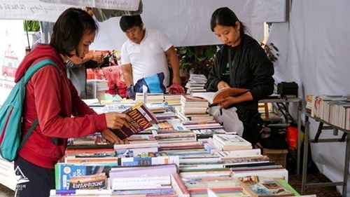 Liên hoan Cán bộ thư viện toàn quốc 2023  Việt Nam - Đất nước bên bờ sóng