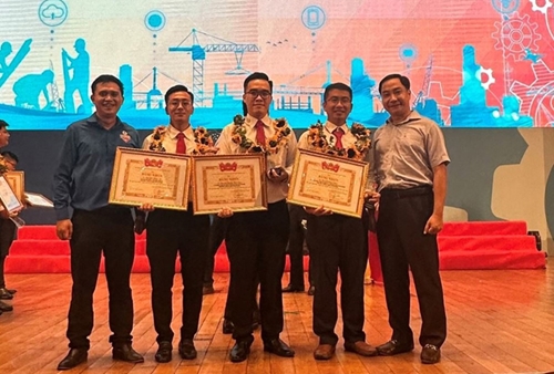4 kỹ sư trẻ của EVNHCMC đạt danh hiệu Người thợ trẻ giỏi toàn quốc 2023