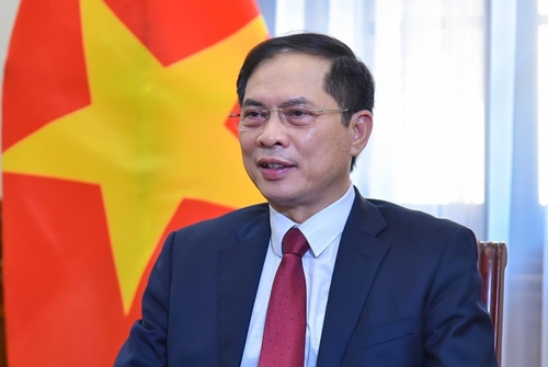 Thủ tướng Phạm Minh Chính dự Hội nghị thượng định G7 tiếp tục khẳng định đường lối đối ngoại đúng đắn Việt Nam