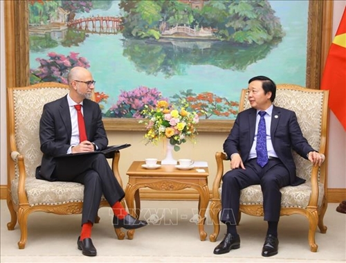 Phó Thủ tướng Trần Hồng Hà mong muốn Canada hỗ trợ Việt Nam phát triển xanh
