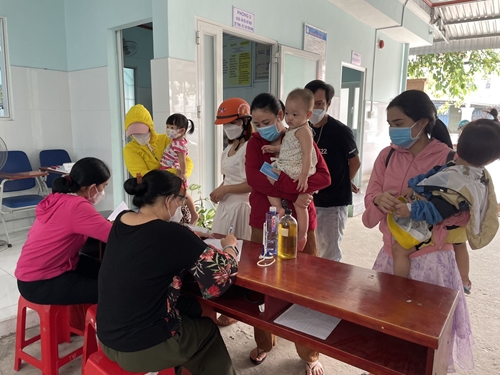 TP Hồ Chí Minh Đồng loạt triển khai Chiến dịch bổ sung Vitamin A cho trẻ