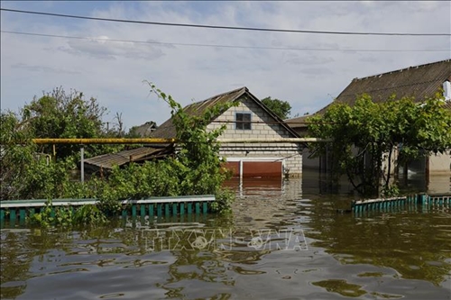 Thế giới tuần qua Vỡ đập thủy điện ở miền Nam Ukraine