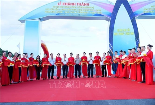 Thủ tướng dự Lễ khánh thành cao tốc Nha Trang - Cam Lâm và Vĩnh Hảo - Phan Thiết