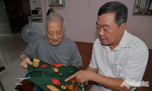 Cựu chiến binh Nguyễn Tấn Lập học tập và làm theo Bác