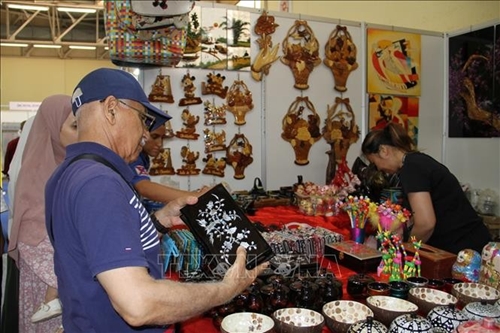 Việt Nam tham gia Hội chợ Quốc tế Algiers 2023