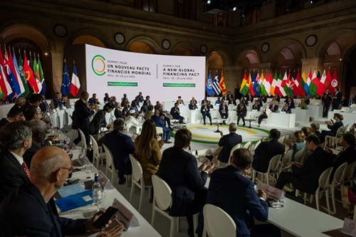 Bế mạc Hội nghị thượng đỉnh về Hiệp ước tài chính toàn cầu mới
