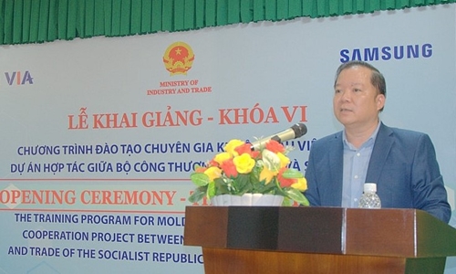 Samsung hỗ trợ đào tạo chuyên gia khuôn mẫu tại Việt Nam