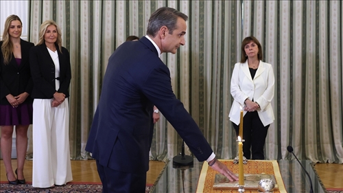 Tân Thủ tướng Hy Lạp tuyên thệ nhậm chức, công bố nội các mới