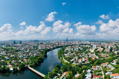 Thừa Thiên Huế tăng trưởng GRDP dẫn đầu Vùng kinh tế trọng điểm miền Trung