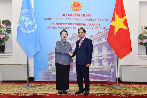 Phó Tổng Thư ký LHQ kiêm Thư ký Điều hành ESCAP thăm chính thức Việt Nam
