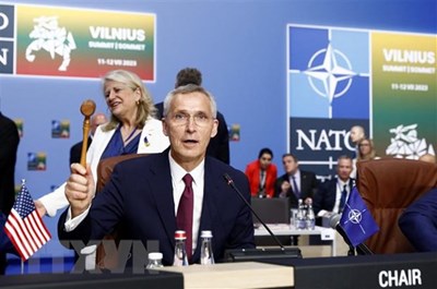 NATO首脳会議は歴史的な決定で終わる