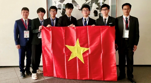 Việt Nam giành 2 Huy chương Vàng tại Olympic Vật lí quốc tế 2023