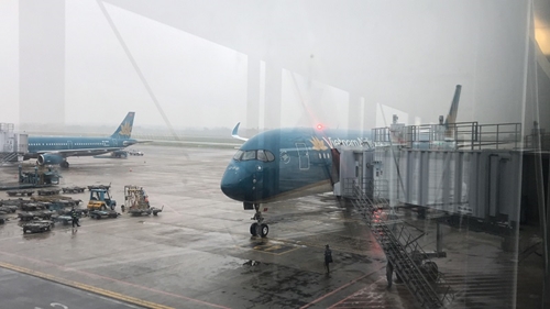 Vietnam Airlines điều chỉnh lịch bay do ảnh hưởng của bão số 1