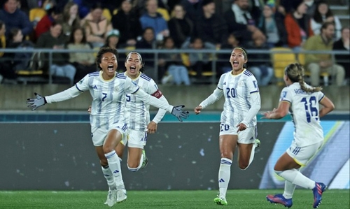 Tuyển nữ Philippines giành chiến thắng lịch sử tại World Cup 2023