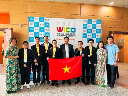 Học sinh Việt Nam giành huy chương vàng Olympic Phát minh và Sáng chế khoa học