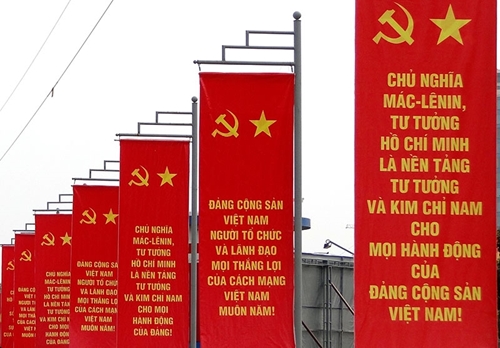 Bài 3 Bảo vệ nền tảng tư tưởng của Đảng trước nguy cơ cách mạng màu ở Việt Nam