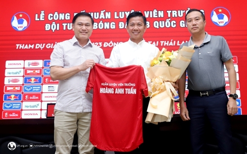 HLV Hoàng Anh Tuấn trở thành thuyền trưởng U23 Việt Nam
