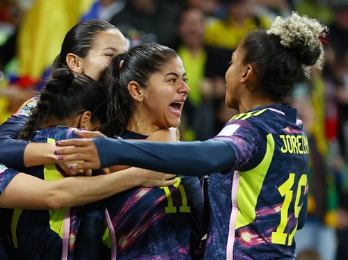 Colombia lần đầu vào tứ kết World Cup nữ