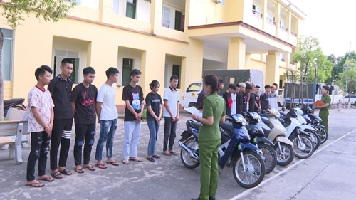 Công an thành phố Việt Trì triệu tập, điều tra nhóm thanh niên gây mất ANTT trên tuyến đường Hùng Vương