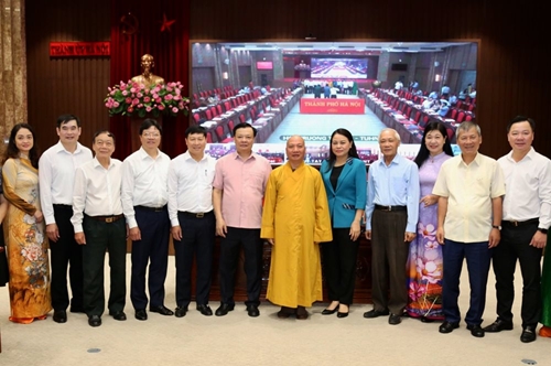 Bí thư Thành ủy Hà Nội đối thoại với hơn 6 500 đại biểu Mặt trận Tổ quốc các cấp