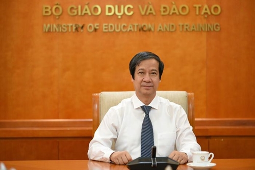 Ngày 15 8, Bộ trưởng Bộ GD ĐT đối thoại với giáo viên trên cả nước