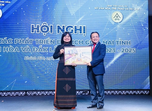 Tăng cường hợp tác, liên kết du lịch hai tỉnh Khánh Hòa - Đắk Lắk