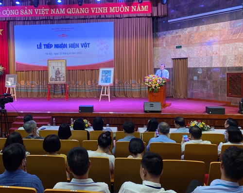 Bảo tàng Hồ Chí Minh tổ chức Lễ tiếp nhận tranh về Bác Hồ