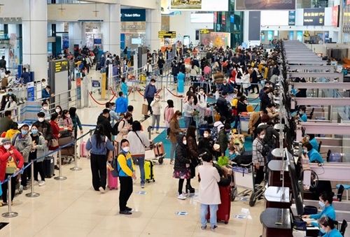 Sân bay Nội Bài khai thác 550 chuyến bay trong ngày đầu nghỉ lễ