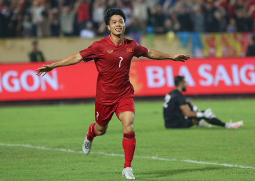 Công Phượng và Tuấn Hải tỏa sáng, tuyển Việt Nam thắng Palestine 2-0