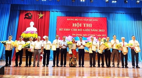 Ghi nhận từ Hội thi Bí thư Chi bộ giỏi các cấp huyện Văn Lâm