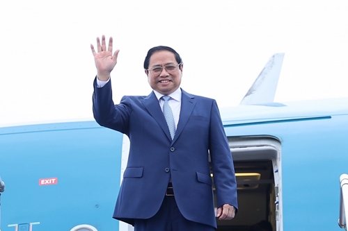 Thủ tướng Phạm Minh Chính lên đường dự Hội chợ Trung Quốc-ASEAN và và Hội nghị CABIS lần thứ 20