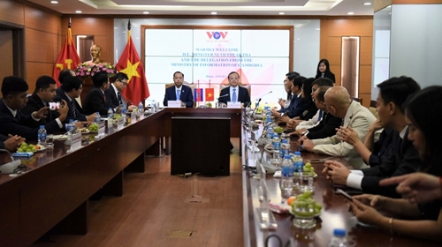 Tăng cường giao lưu, hợp tác truyền thông giữa Việt Nam và Campuchia