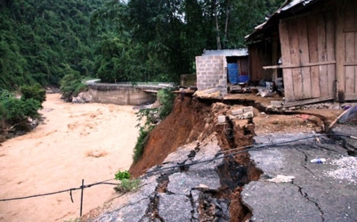 Cảnh báo mưa lớn, lũ quét, sạt lở đất tại tỉnh Quảng Nam và Quảng Ngãi