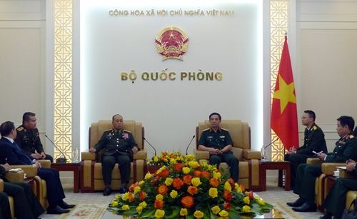 Tăng cường hợp tác quốc phòng Trụ cột quan trọng trong quan hệ song phương Việt-Lào