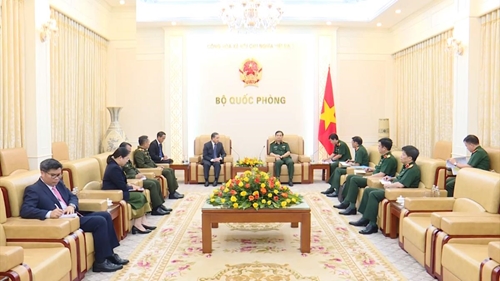 Tiếp tục vun đắp tình hữu nghị Việt - Lào