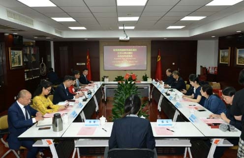 Đoàn đại biểu Nhà xuất bản Chính trị quốc gia Sự thật, Việt Nam thăm và làm việc tại Nhà xuất bản Nhân dân Giang Tô, Trung Quốc