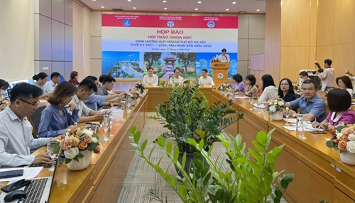 Hơn 350 đại biểu tham dự Hội thảo khoa học định hướng quy hoạch Thủ đô Hà Nội