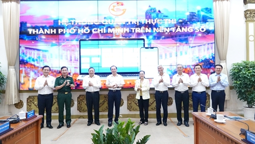 Lãnh đạo TP Hồ Chí Minh điều hành kinh tế- xã hội dựa trên nền tảng số