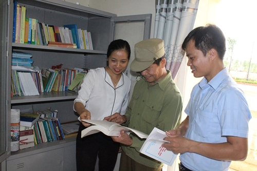 Huyện Cao Phong Nâng cao hiểu biết pháp luật cho đồng bào dân tộc thiểu số