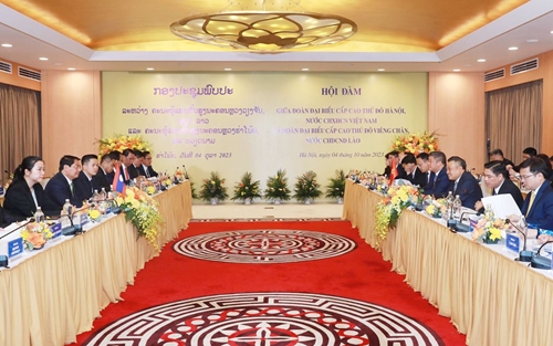 Mối quan hệ giữa Thủ đô Hà Nội và Thủ đô Viêng Chăn phát triển không ngừng