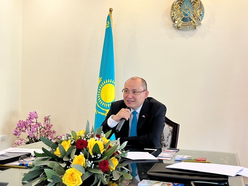 Thúc đẩy tiến trình kinh tế của một Kazakhstan công bằng