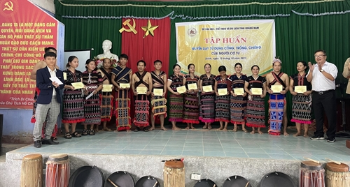 Quảng Nam Tập huấn bảo tồn nhạc cụ truyền thống cho dân tộc Giẻ Triêng, Cơ Tu
