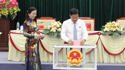 Kỳ họp chuyên đề HĐND tỉnh Bắc Giang thông qua 5 nghị quyết