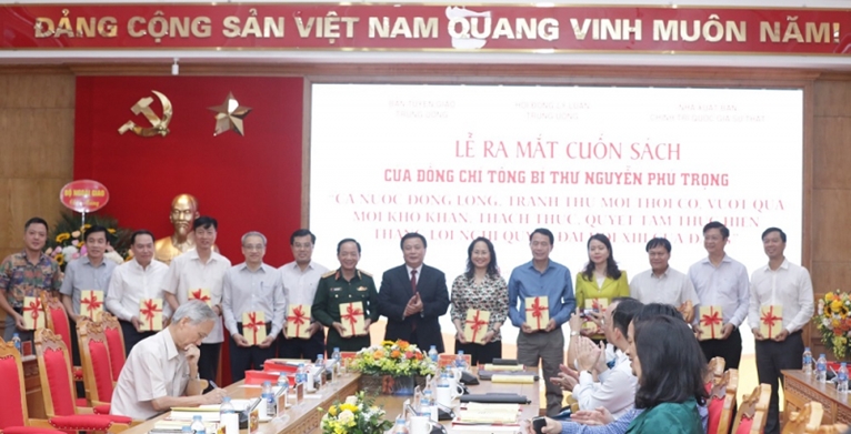 Ra mắt cuốn sách mới của Tổng Bí thư Nguyễn Phú Trọng