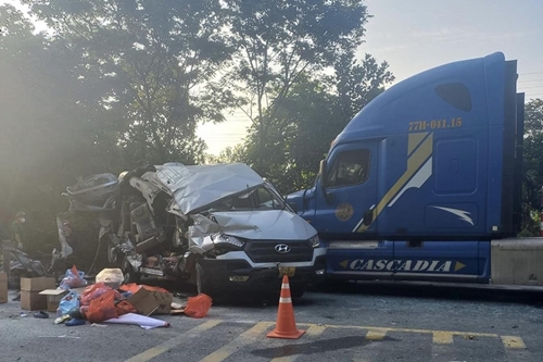 Tai nạn giao thông đặc biệt nghiêm trọng tại Lạng Sơn