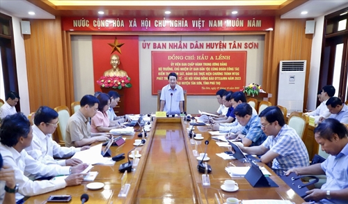 Bộ trưởng, Chủ nhiệm Ủy ban Dân tộc Hầu A Lềnh kiểm tra, đánh giá việc thực hiện Chương trình mục tiêu quốc gia 1719 tại tỉnh Phú Thọ